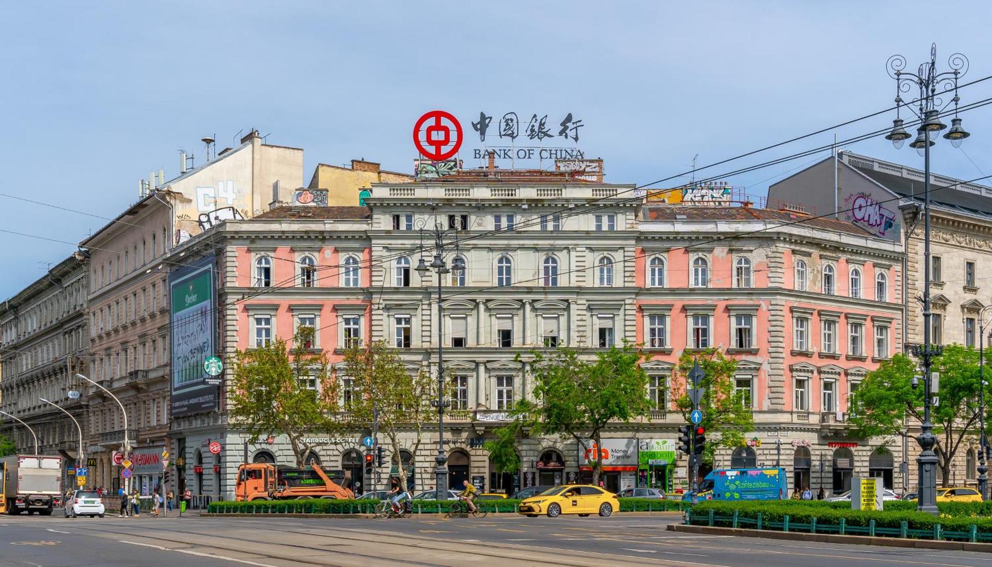 Oktogon Four Residence Budapest Luaran gambar